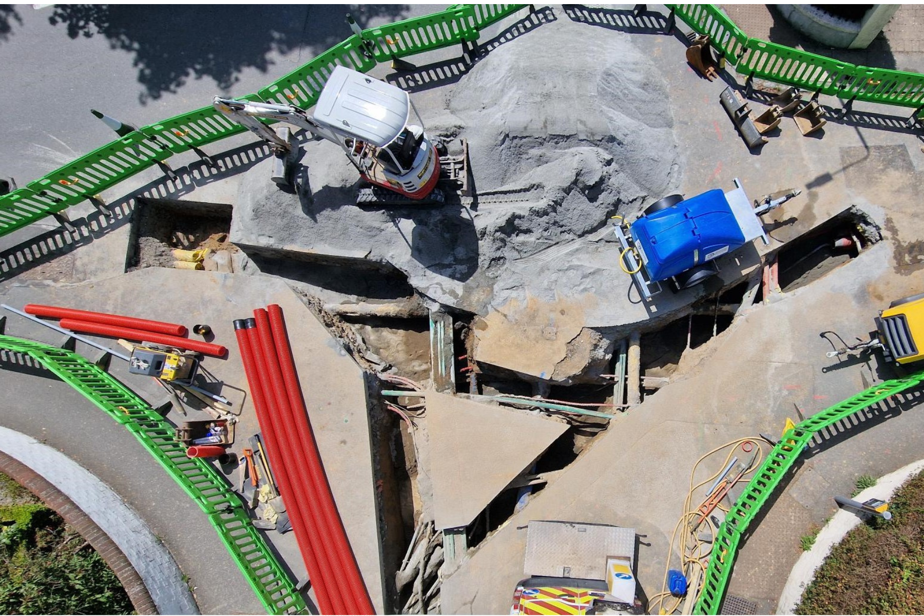 Roadworks for developing the electricity grid in Guernsey